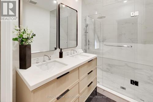 74 Shannon Street, Toronto (Trinity-Bellwoods), ON - Indoor Photo Showing Bathroom