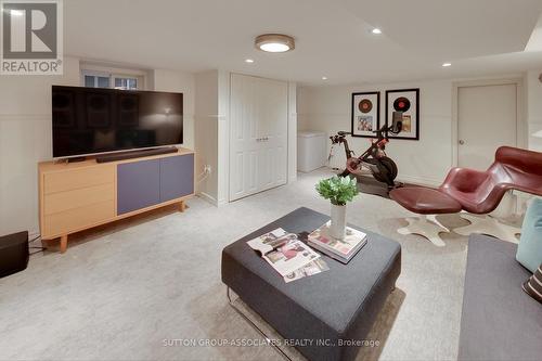 74 Shannon Street, Toronto (Trinity-Bellwoods), ON - Indoor Photo Showing Living Room