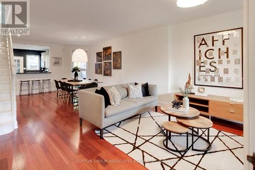 74 Shannon Street, Toronto (Trinity-Bellwoods), ON - Indoor Photo Showing Living Room