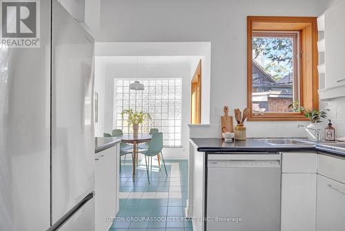 333 Brunswick Avenue, Toronto (Annex), ON - Indoor Photo Showing Kitchen