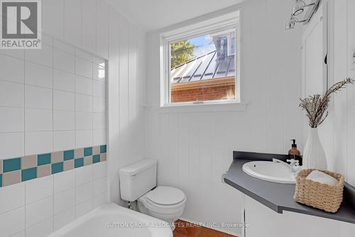 333 Brunswick Avenue, Toronto (Annex), ON - Indoor Photo Showing Bathroom