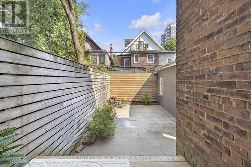 333 Brunswick Avenue, Toronto, ON - Outdoor