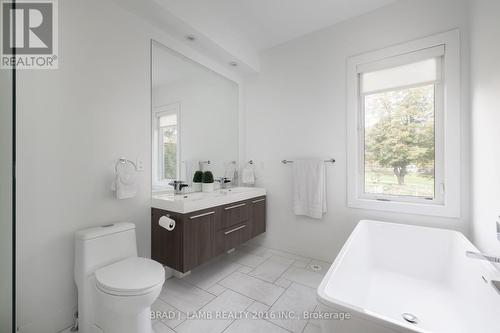 16 Egerton Lane, Toronto (Kensington-Chinatown), ON - Indoor Photo Showing Bathroom