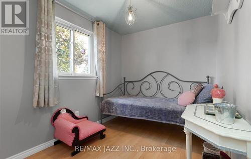 290 Chaleur Avenue, Oshawa (Lakeview), ON - Indoor Photo Showing Bedroom