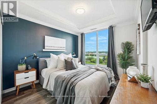 309 - 1235 Bayly Street, Pickering (Bay Ridges), ON - Indoor Photo Showing Bedroom