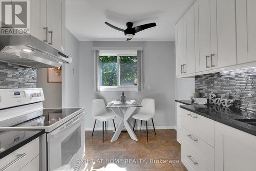 86 - 321 Blackthorn Street, Oshawa (Eastdale), ON - Indoor Photo Showing Kitchen