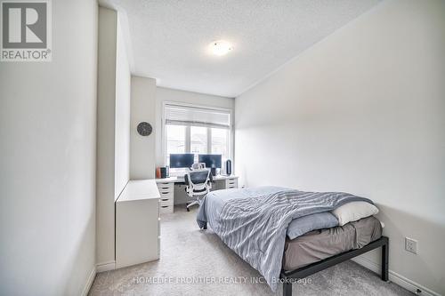 21 Fallharvest Way, Whitchurch-Stouffville, ON - Indoor Photo Showing Bedroom