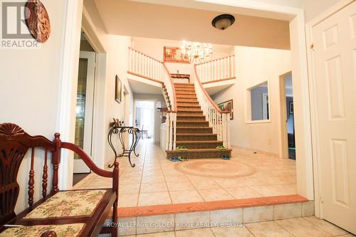 1 Ashford Court, Aurora (Aurora Highlands), ON - Indoor Photo Showing Other Room