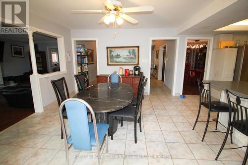 1 Ashford Court, Aurora (Aurora Highlands), ON - Indoor Photo Showing Dining Room