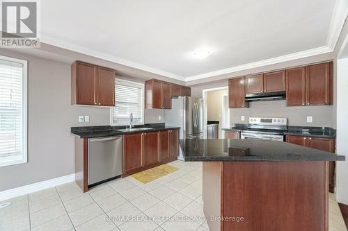 642 Scott Boulevard, Milton, ON - Indoor Photo Showing Kitchen