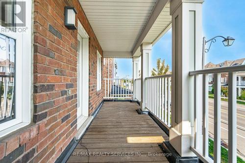 642 Scott Boulevard, Milton, ON - Outdoor With Deck Patio Veranda With Exterior