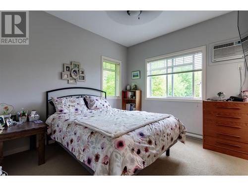 150 Mallach Road Unit# 204, Kelowna, BC - Indoor Photo Showing Bedroom