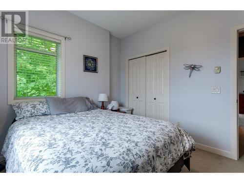 150 Mallach Road Unit# 204, Kelowna, BC - Indoor Photo Showing Bedroom