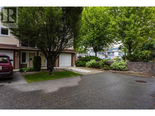 150 Mallach Road Unit# 204, Kelowna, BC - Outdoor