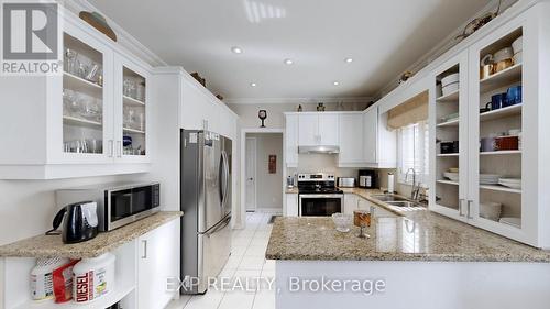 214 Drinkwater Road, Brampton (Fletcher'S West), ON - Indoor Photo Showing Kitchen With Double Sink