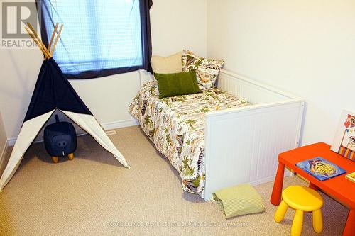 70 - 77 Diana Avenue, Brantford, ON - Indoor Photo Showing Bedroom