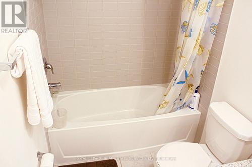 70 - 77 Diana Avenue, Brantford, ON - Indoor Photo Showing Bathroom