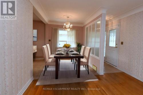 53 Martin Road, Hamilton (Rosedale), ON - Indoor Photo Showing Dining Room