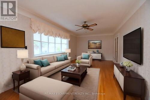 53 Martin Road, Hamilton, ON - Indoor Photo Showing Living Room