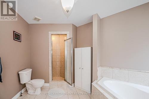 76 Moorland Crescent, Hamilton, ON - Indoor Photo Showing Bathroom