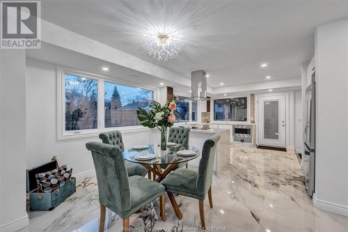 907 Reedmere Road, Windsor, ON - Indoor Photo Showing Dining Room