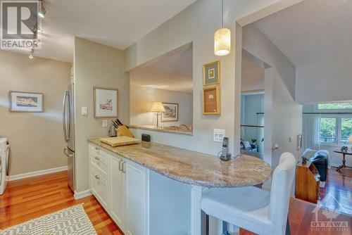 655 Richmond Road Unit#34, Ottawa, ON - Indoor Photo Showing Kitchen