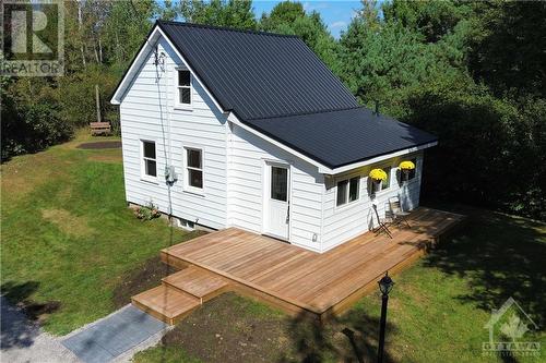 Brand New Steel Roof - 2713 Donnelly Drive, Ottawa, ON - Outdoor