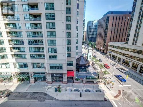 445 Laurier Avenue W Unit#705, Ottawa, ON - Outdoor With Balcony With Facade