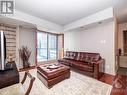 445 Laurier Avenue W Unit#705, Ottawa, ON  - Indoor Photo Showing Living Room 