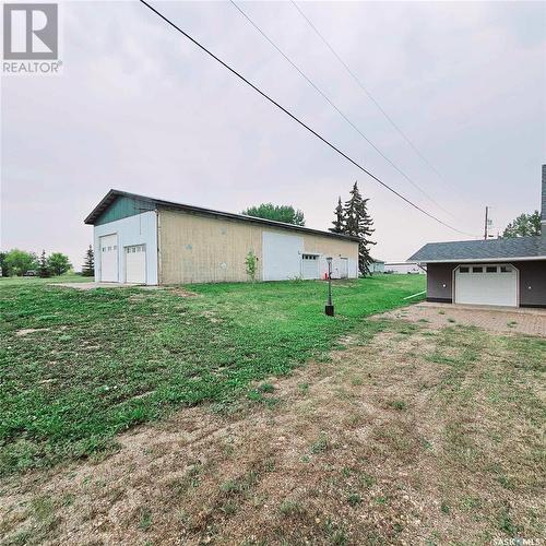 33 Railway Avenue, Yarbo, SK - Outdoor