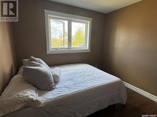 280 Dehavilland Avenue, Air Ronge, SK - Indoor Photo Showing Bedroom