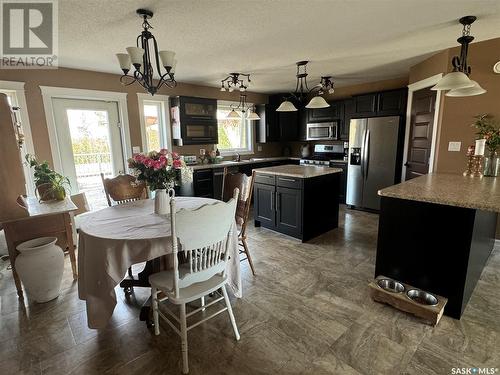 280 Dehavilland Avenue, Air Ronge, SK - Indoor Photo Showing Dining Room