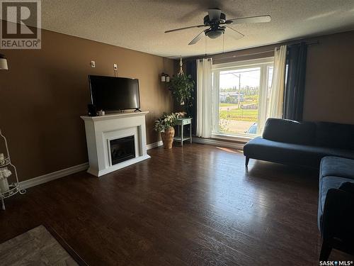 280 Dehavilland Avenue, Air Ronge, SK - Indoor Photo Showing Living Room With Fireplace