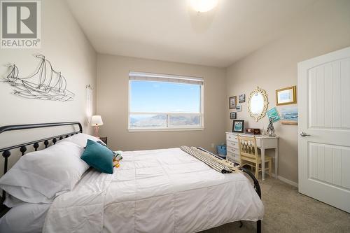 410-1200 Harrison Place, Kamloops, BC - Indoor Photo Showing Bedroom