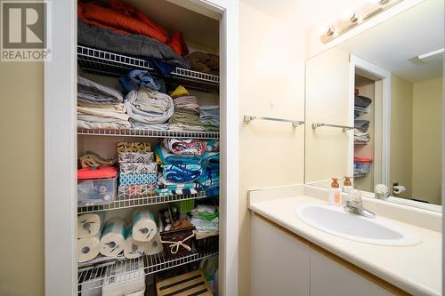 403-1185 Hugh Allan Drive, Kamloops, BC - Indoor Photo Showing Bathroom