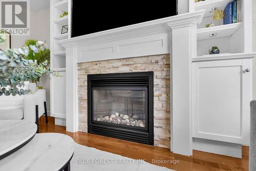 6628 Beattie Street, London, ON - Indoor With Fireplace