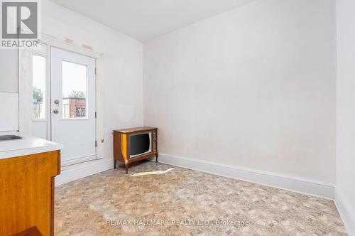 218 Montrose Avenue, Toronto (Palmerston-Little Italy), ON - Indoor Photo Showing Other Room