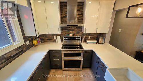 2386 4Th Line, Innisfil (Churchill), ON - Indoor Photo Showing Kitchen