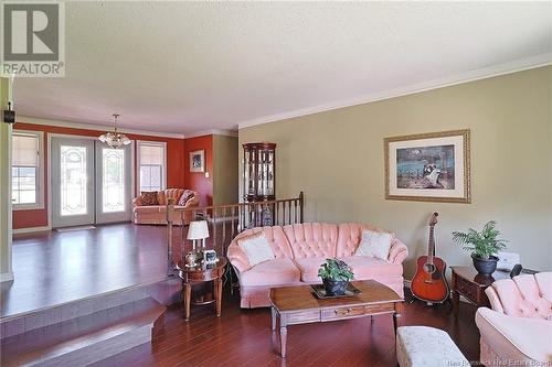 5476 Route 10 Hwy, Hardwood Ridge, NB - Indoor Photo Showing Living Room