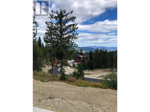 300 Ridge Road, Rossland, BC 