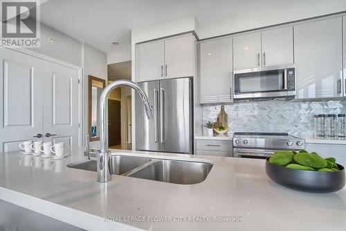 2401 - 5025 Four Springs Avenue S, Mississauga (Hurontario), ON - Indoor Photo Showing Kitchen With Stainless Steel Kitchen With Double Sink With Upgraded Kitchen