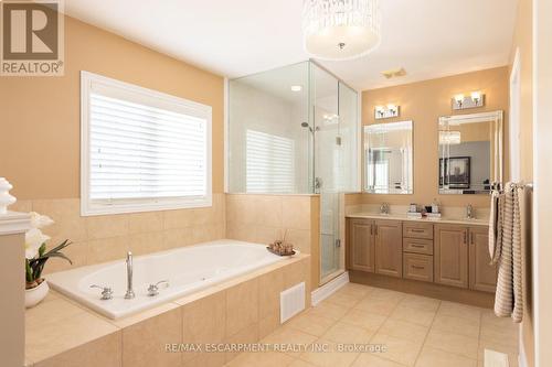 3301 Springflower Way, Oakville, ON - Indoor Photo Showing Bathroom