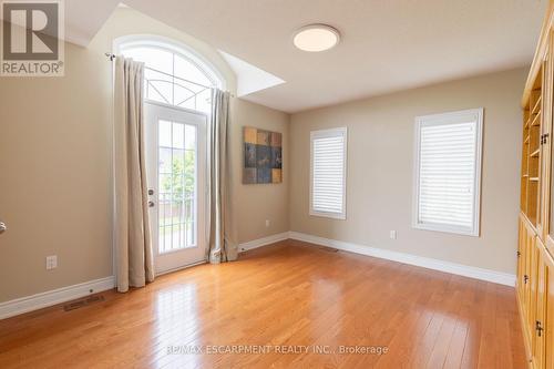 3301 Springflower Way, Oakville (Bronte West), ON - Indoor Photo Showing Other Room