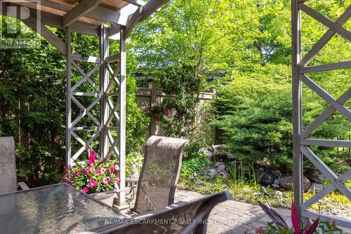 3301 Springflower Way, Oakville, ON - Outdoor