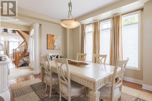 3301 Springflower Way, Oakville, ON - Indoor Photo Showing Dining Room