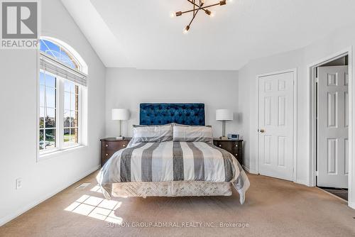 3335 Laburnum Crescent, Mississauga (Lisgar), ON - Indoor Photo Showing Bedroom