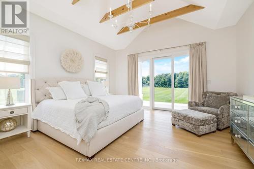 7460 Appleby Line, Milton (Nelson), ON - Indoor Photo Showing Bedroom