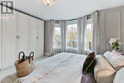 568 Gladstone Avenue, Toronto (Dovercourt-Wallace Emerson-Junction), ON - Indoor Photo Showing Bedroom