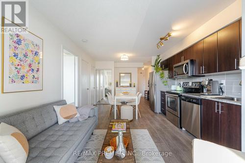 716 - 1420 Dupont Road, Toronto (Dovercourt-Wallace Emerson-Junction), ON - Indoor