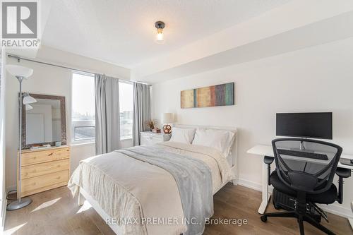 716 - 1420 Dupont Road, Toronto (Dovercourt-Wallace Emerson-Junction), ON - Indoor Photo Showing Bedroom